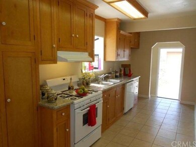 2118 Orange St, Highland, CA 92346 - photo 3