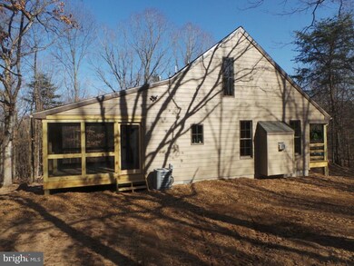 1735 Holly Hill Ln, Berkeley Springs, WV 25411 - photo 5