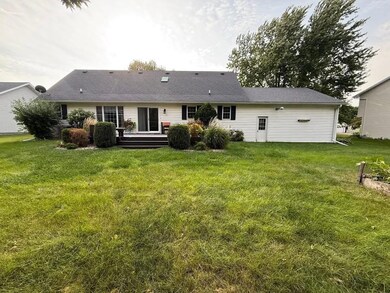 3815 Cedar Creek Ct, Fairmont, MN 56031 - photo 2