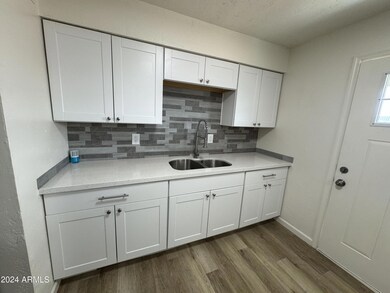 827 E 11th Ave, Mesa, AZ 85204 - photo 6