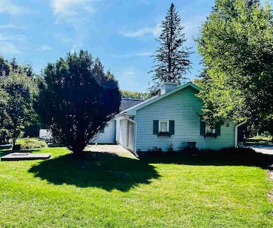 2528 Muckle Rd, Central Lake, MI 49622 - photo 4