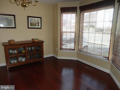 6604 Hot Spring Ln, Fredericksburg, VA 22407 - photo 3