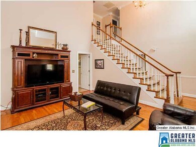 Beautiful great room!!