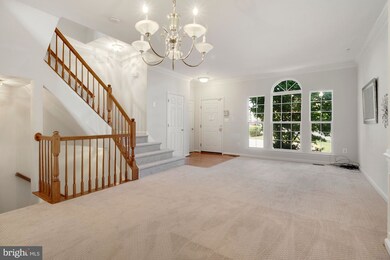 8203 Shooting Star Ln, Laurel, MD 20724 - photo 2