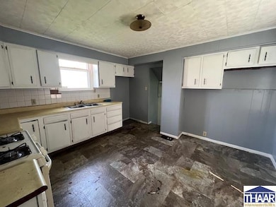 1224 S 14th St, Terre Haute, IN 47802 - photo 3