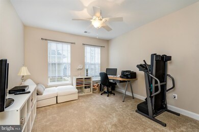 8612 Wintergreen Ct unit 106, Odenton, MD 21113 - photo 6