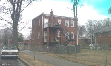 4601 Blaine St NE, Washington, DC 20019 - photo 2