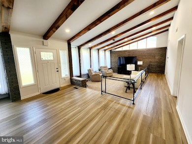 421 Carlton Rd, Hershey, PA 17033 - photo 5