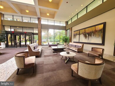 3709 S George Mason Dr unit 502, Baileys Crossroads, VA 22041 - photo 4