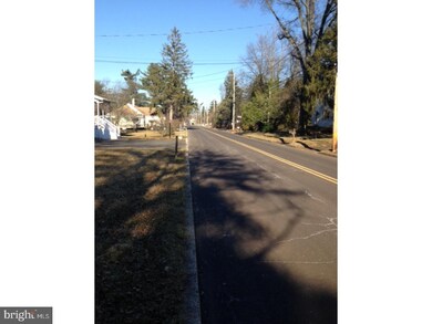 2300 W Walnut St, Colmar, PA 18915 - photo 3