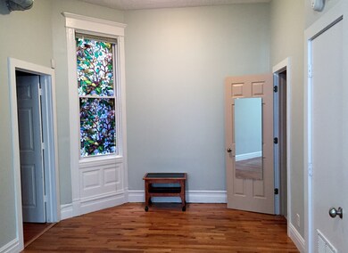 The charming combination of original woodwork, com