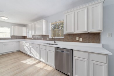 29631 Brookchase Dr, Spring, TX 77386 - photo 4