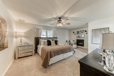 135 Shoreline Cir, Weatherford, TX 76088 - photo 4