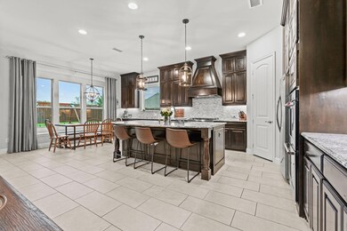 Lots of cabinets mean your counters can be cleared!