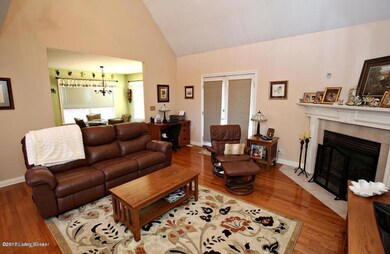 6910 Catalpa Springs Dr, Louisville, KY 40228 - photo 5