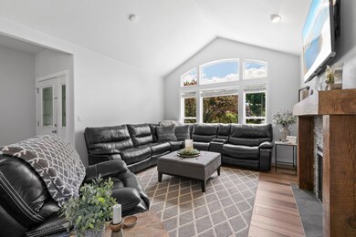 2651 Beebe Rd, Central Point, OR 97502 - photo 7