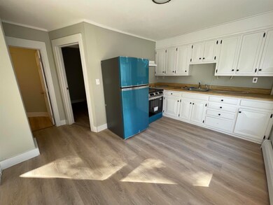 52 Chestnut Ave unit 1, Rutland, VT 05701 - photo 3