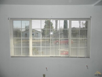 1521 D St, Wasco, CA 93280 - photo 3