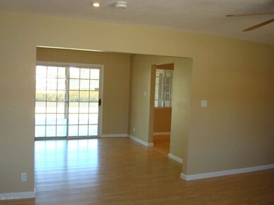 Living Rm to Dining Rm