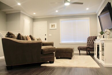 8 Redwood Loop, Staten Island, NY 10309 - photo 2