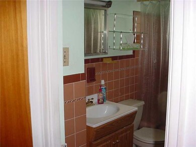 Full Bath.