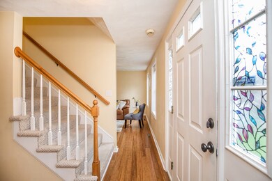 7 Avondale Ave, Billerica, MA 01821 - photo 4