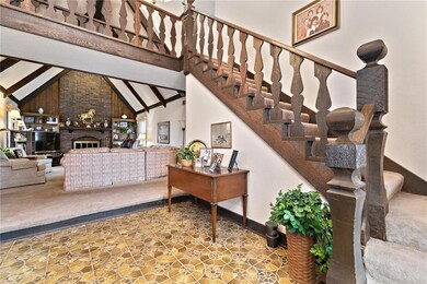 1043 S Sunset Ln, Raymore, MO 64083 - photo 5