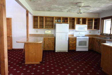 131 Moon River Ln, Thornville, OH 43076 - photo 5