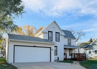 305 N Main St, Lennox, SD 57039 - photo 2