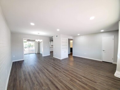 9930 W Crosby Cir S, Sun City, AZ 85351 - photo 2