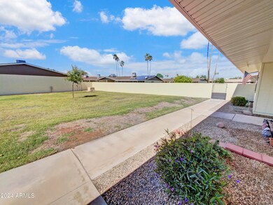 13617 N Newcastle Dr, Sun City, AZ 85351 - photo 6