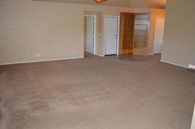 8109 E Dartmouth St, Mesa, AZ 85207 - photo 6