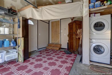 3504 Wyoming Dr, Anchorage, AK 99517 - photo 3