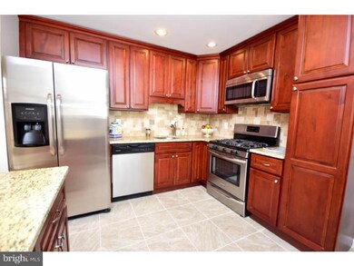 220 W Franklin Ave, Collingswood, NJ 08108 - photo 2