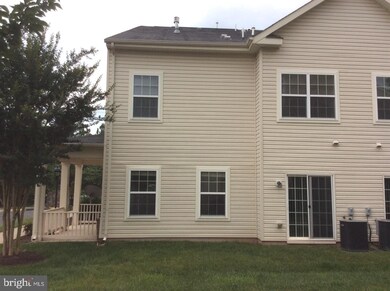 11127 Wortham Crest Cir, Manassas, VA 20109 - photo 3