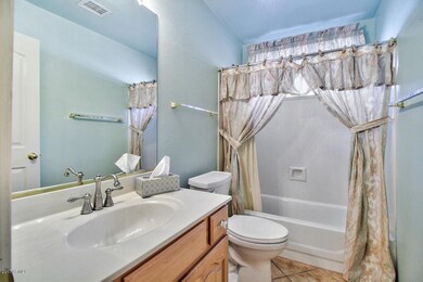 12563-W-Palm-Ln-19