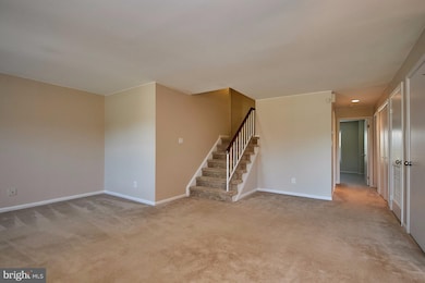 4052 Grays Pointe Ct unit A, Fairfax, VA 22033 - photo 2