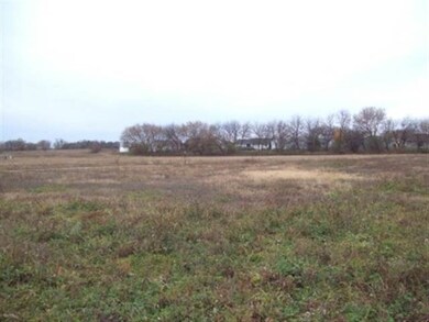 2541 S Terrace St, Janesville, WI 53546 - photo 2