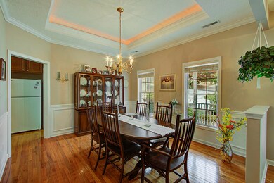Formal Dining