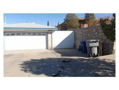 10817 John Schlee Ct, El Paso, TX 79935 - photo 3