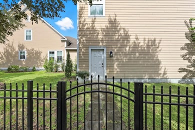 unlisted-address, Orlando, FL 32814 - photo 2