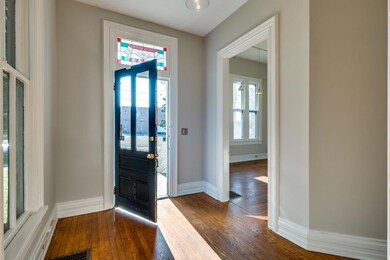 806 Walker St, Columbia, TN 38401 - photo 4