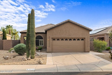 4615 E Prickly Pear Trail, Phoenix, AZ 85050 - photo 4