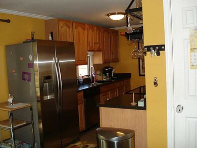 159 Stoneham Dr, Woonsocket, RI 02895 - photo 7