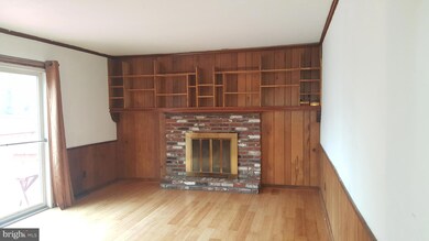 636 Cedar Ln, Morton, PA 19070 - photo 3