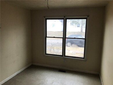 218 W 2nd St, Anderson, IN 46016 - photo 5