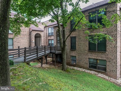 11D Fairway Rd, Reading, PA 19607 - photo 2