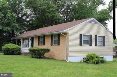 7902 Ashdale Rd, Capitol Heights, MD 20743 - photo 5