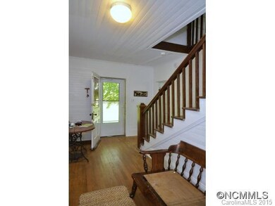 34 Little Bo Ln, Leicester, NC 28748 - photo 3