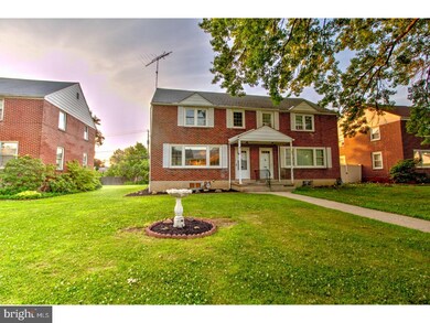 609 Emerson Ave, Reading, PA 19605 - photo 2